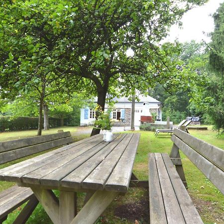 Furnished Bungalow In Monceau En Ardenne With Garden Barbecue Oizy Eksteriør bilde